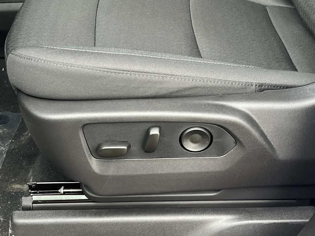2026 Chevrolet Silverado 1500 LT - Photo 13