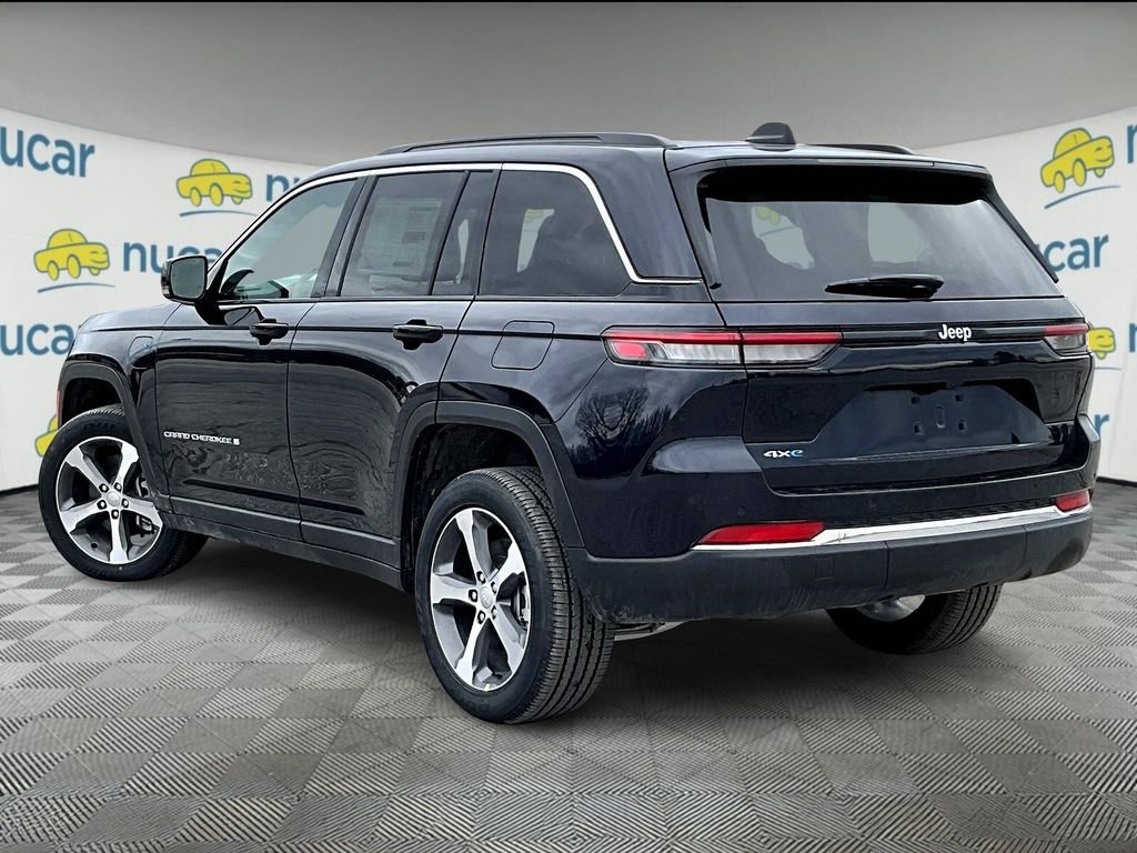 New 2024 Midnight Sky Jeep 4xe image 4