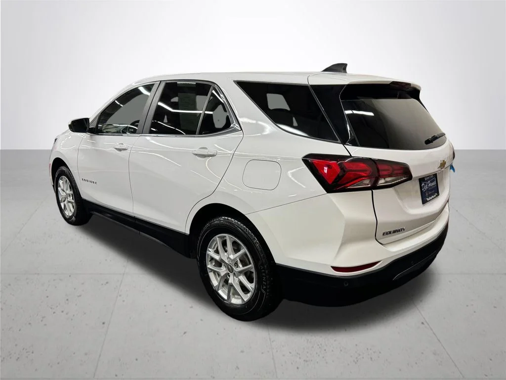 Used 2024 White Chevrolet LT image 4