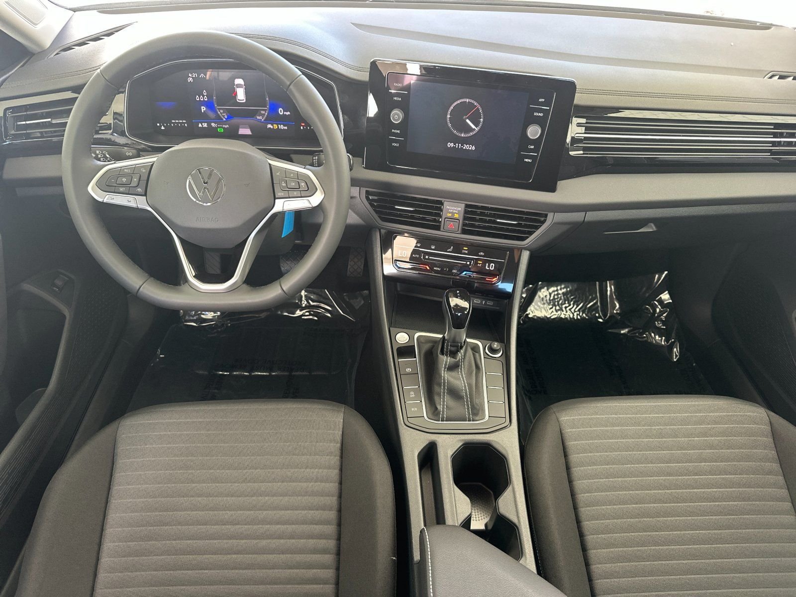 New 2027 Pure White Volkswagen 1.5T S image 12