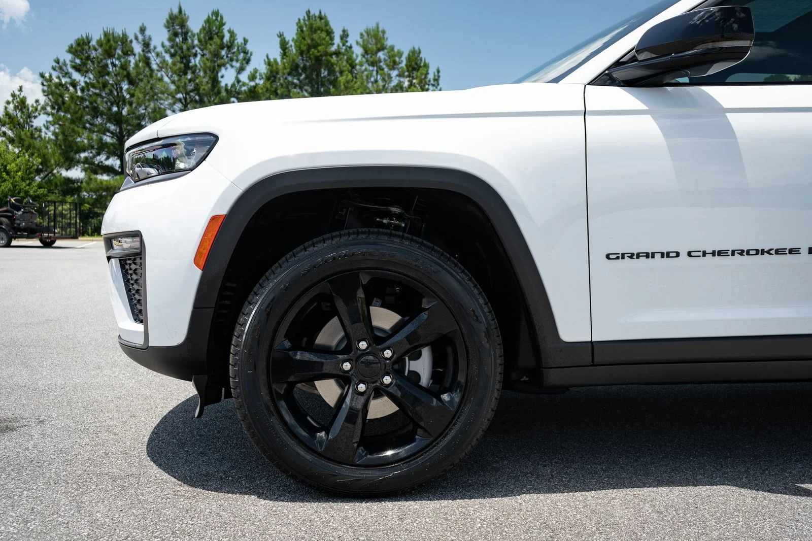 New 2026 White Jeep Limited image 4