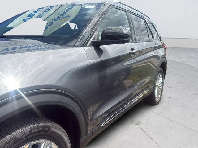 Used 2021 Gray Ford Limited image 30