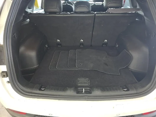 Used 2025 White Jeep Limited image 10