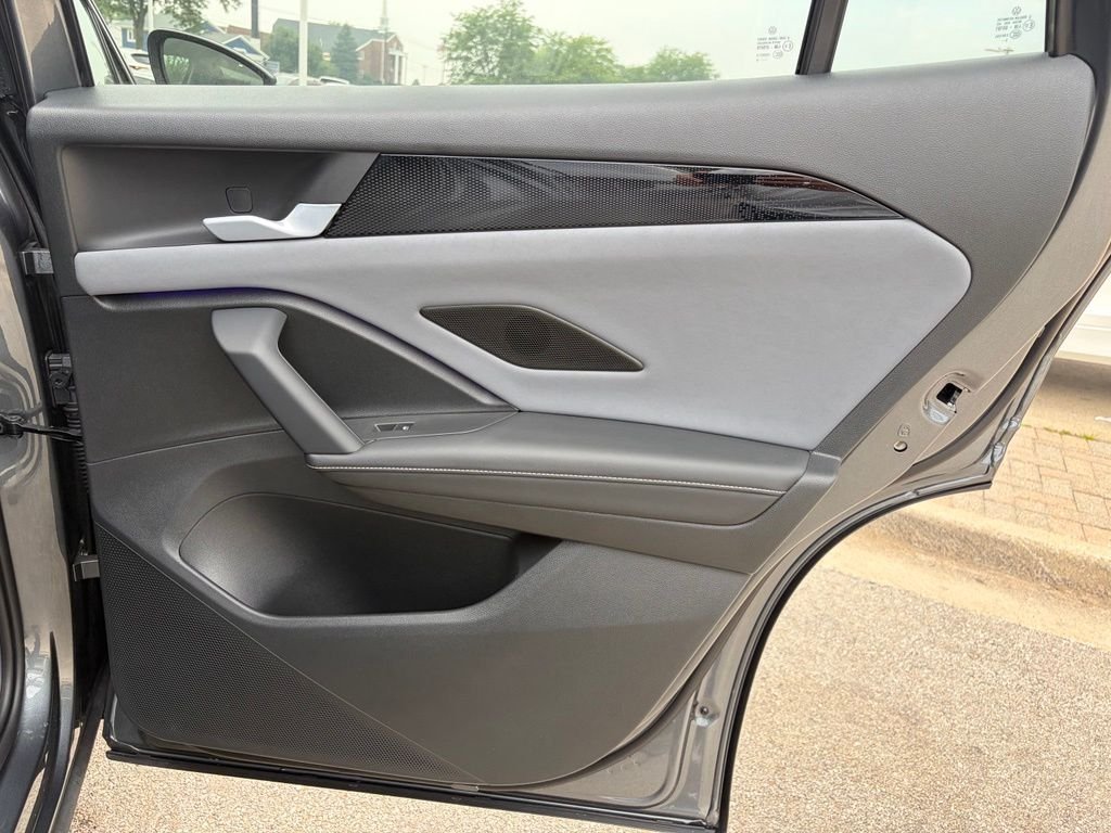 New 2026 Platinum Gray Metallic Volkswagen 2.0T SE image 20