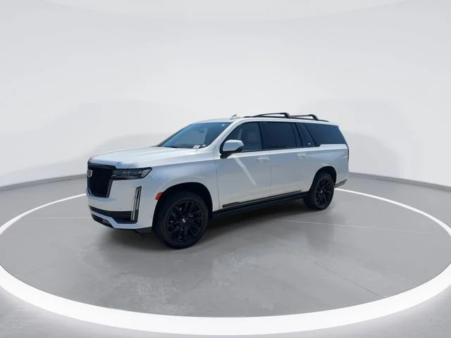 Used 2023 White Cadillac Sport Platinum image 3