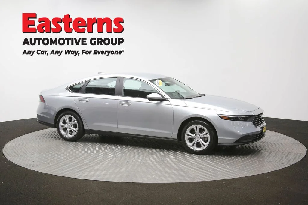 Used 2025 Silver Honda LX image 46