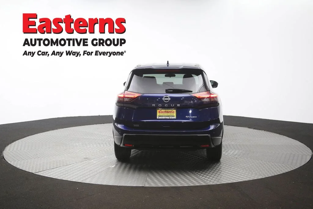 Used 2024 Blue Nissan SV image 37