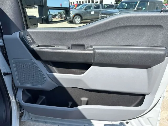 New 2026 Avalanche Ford F-250® XL image 17