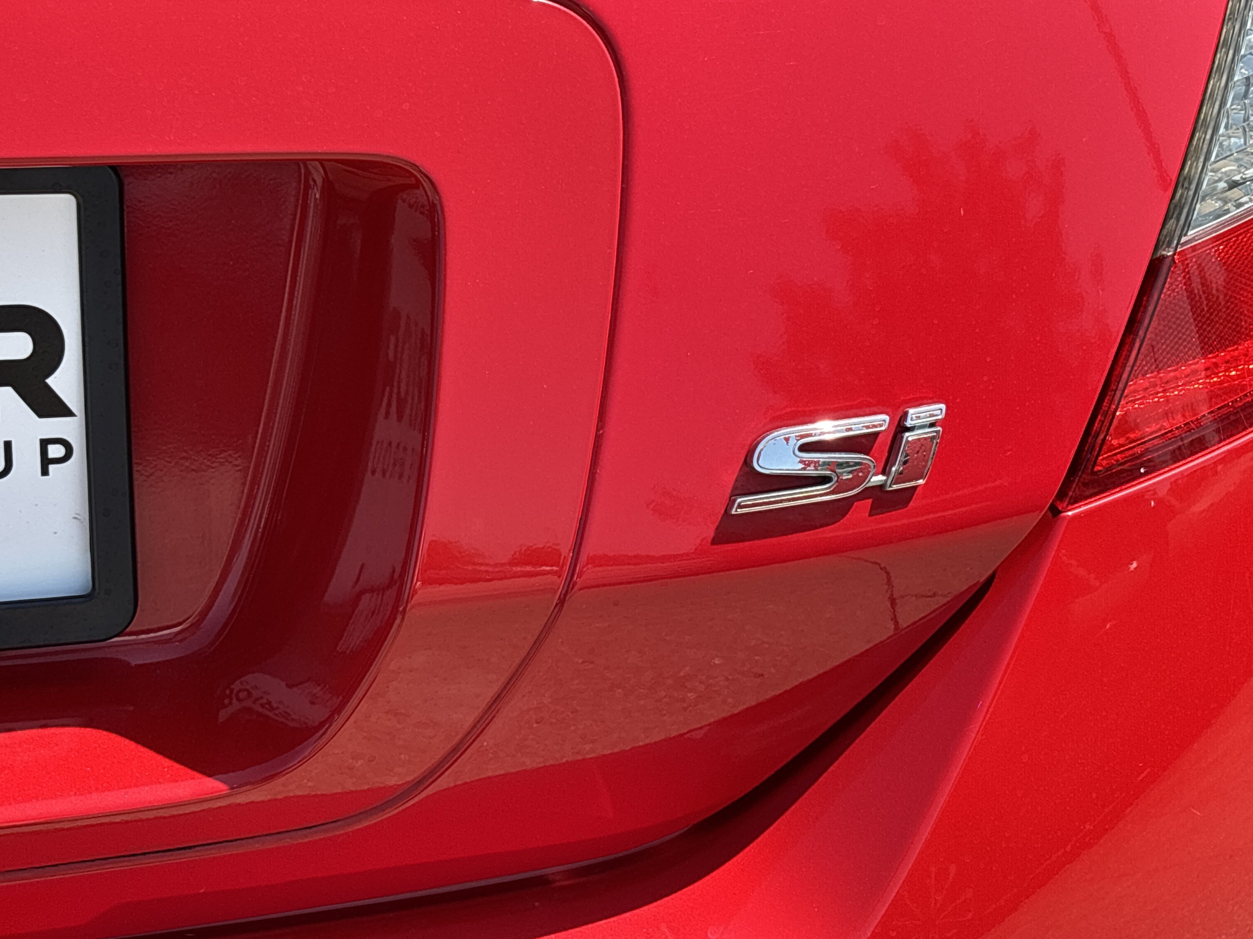 Used 2011 Rallye Red Honda 2Dr Manual Si image 7