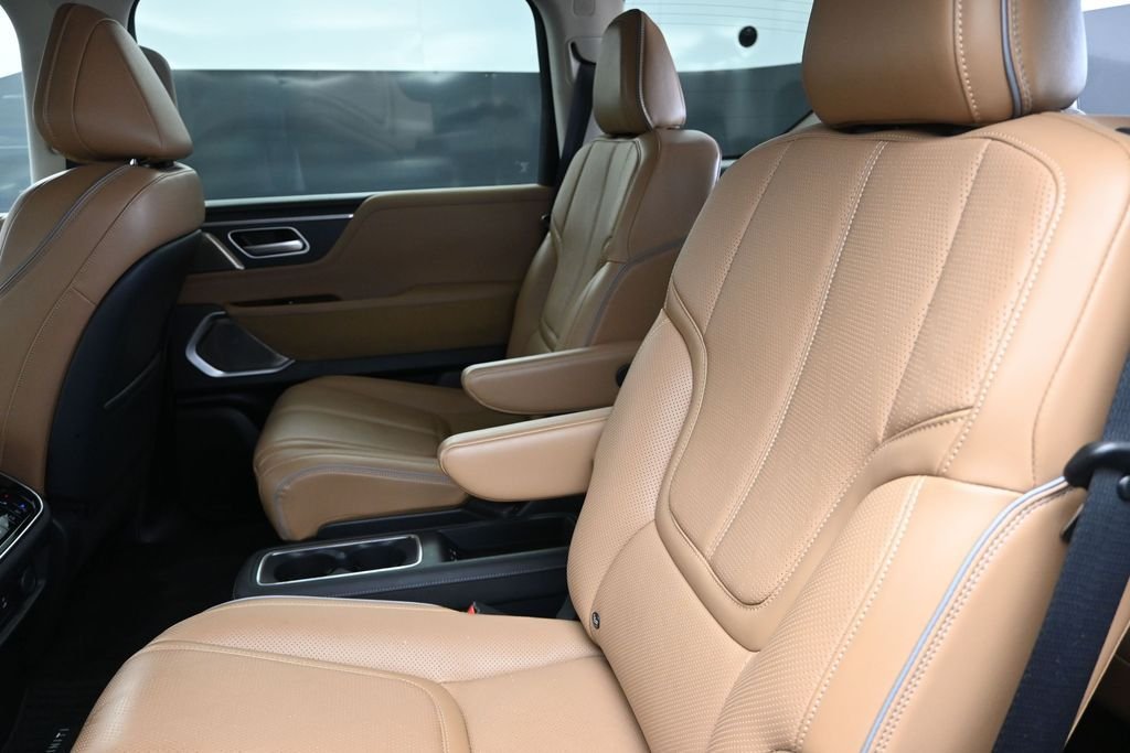 Certified Used 2025  INFINITI SENSORY image 17
