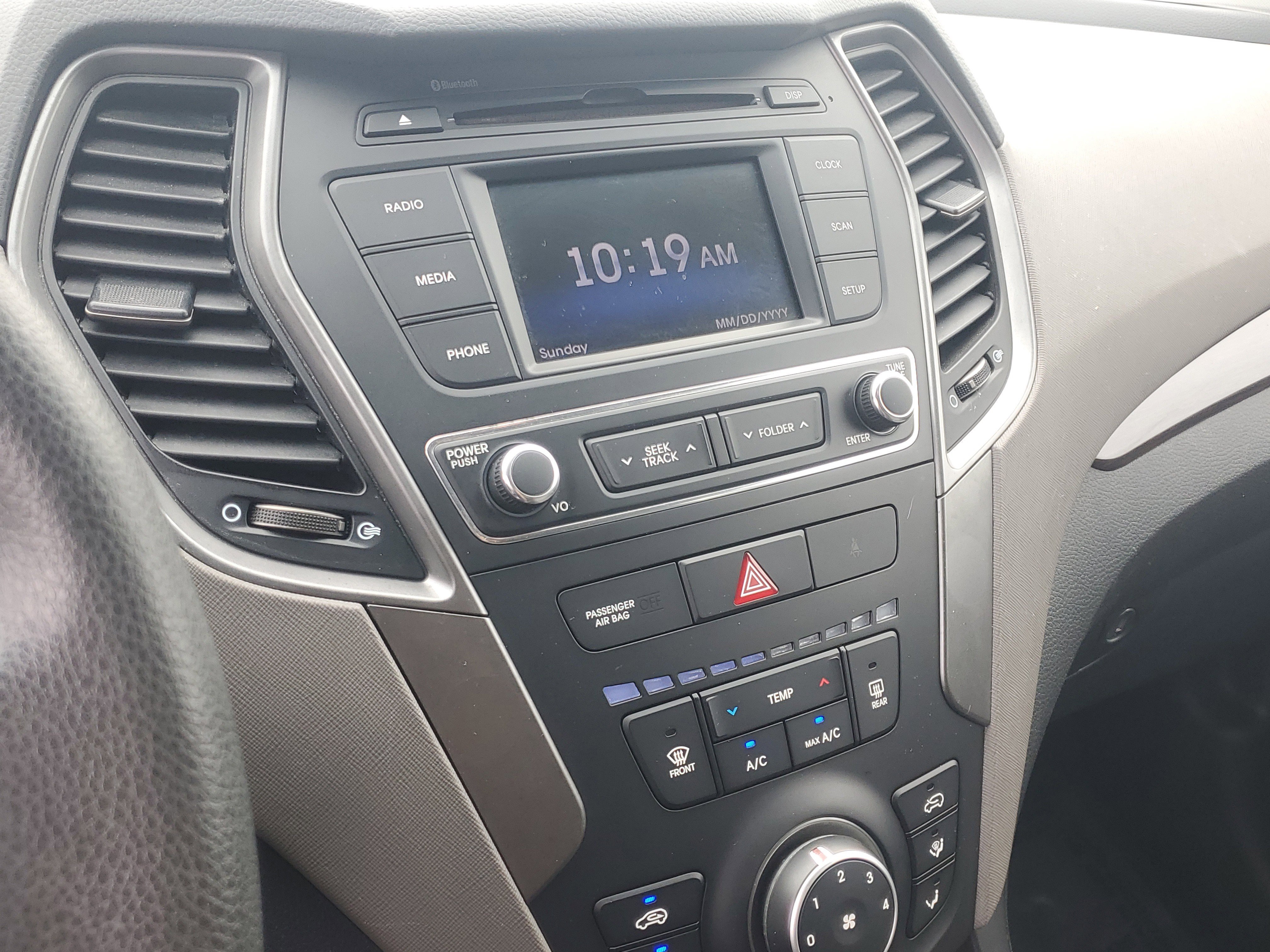 Used 2018 Pearl White Hyundai 2.4L image 27