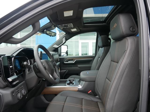 2026 Chevrolet Silverado 3500HD High Country - Photo 6