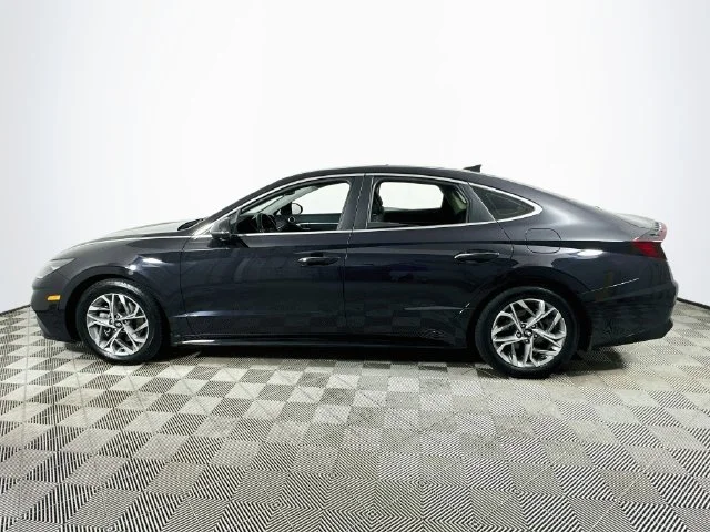 Certified Used 2023 Blue Hyundai SEL image 6