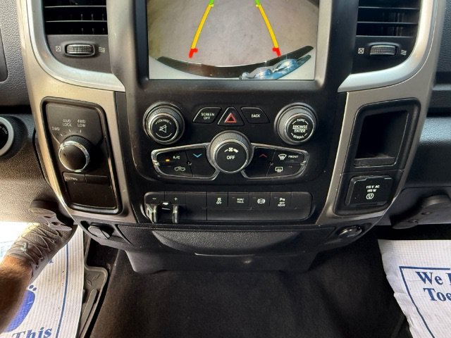 Used 2016 Bright White Clearcoat Ram Outdoorsman image 18