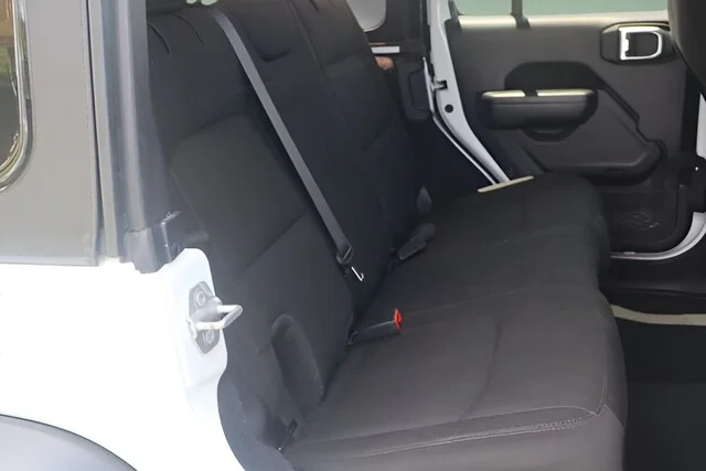 Used 2022 Bright White Clearcoat Jeep Unlimited Sport S image 22
