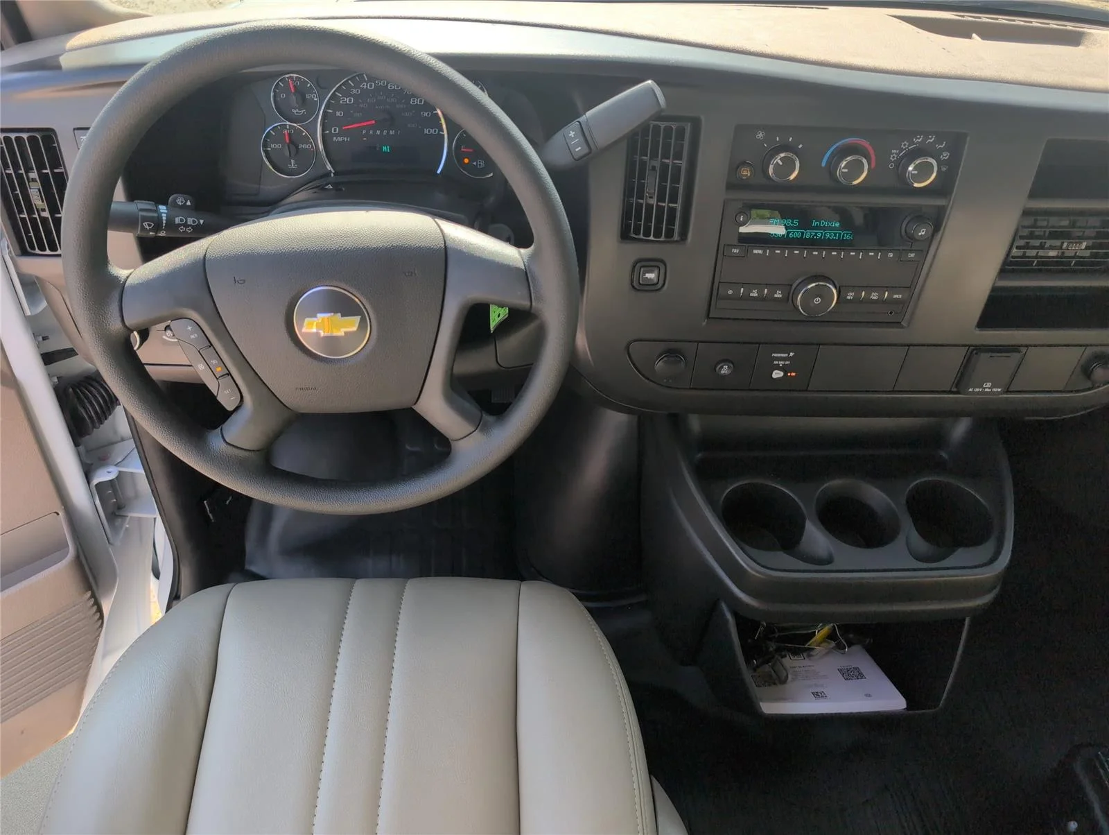 2026 Chevrolet Express Cargo Work Van - Photo 24