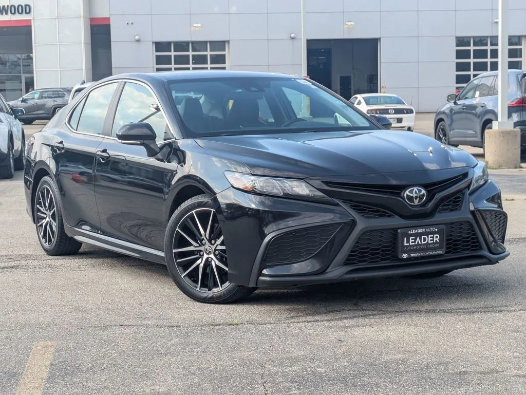Used 2022 Black Toyota SE image 1