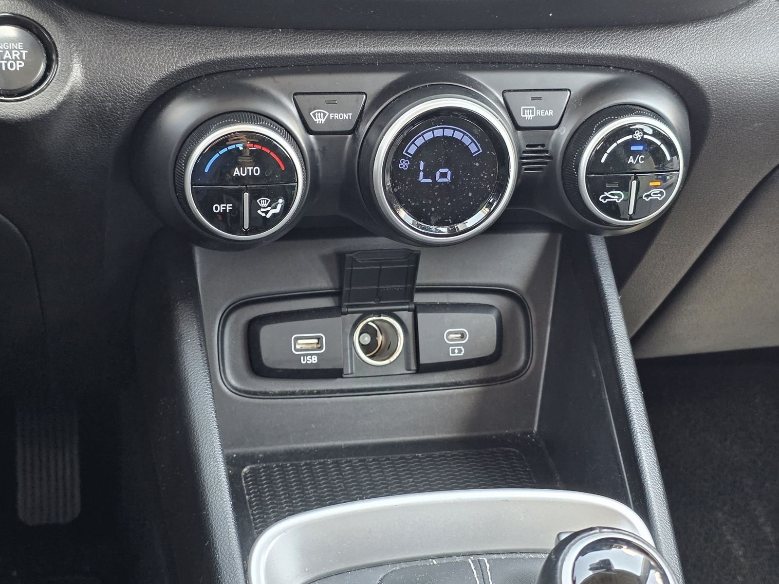Used 2024 Blue Hyundai SEL image 10