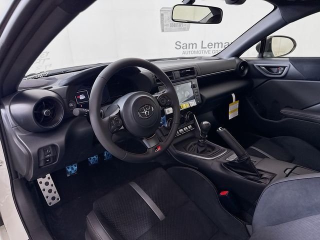 2026 Toyota GR86 Premium - Photo 9