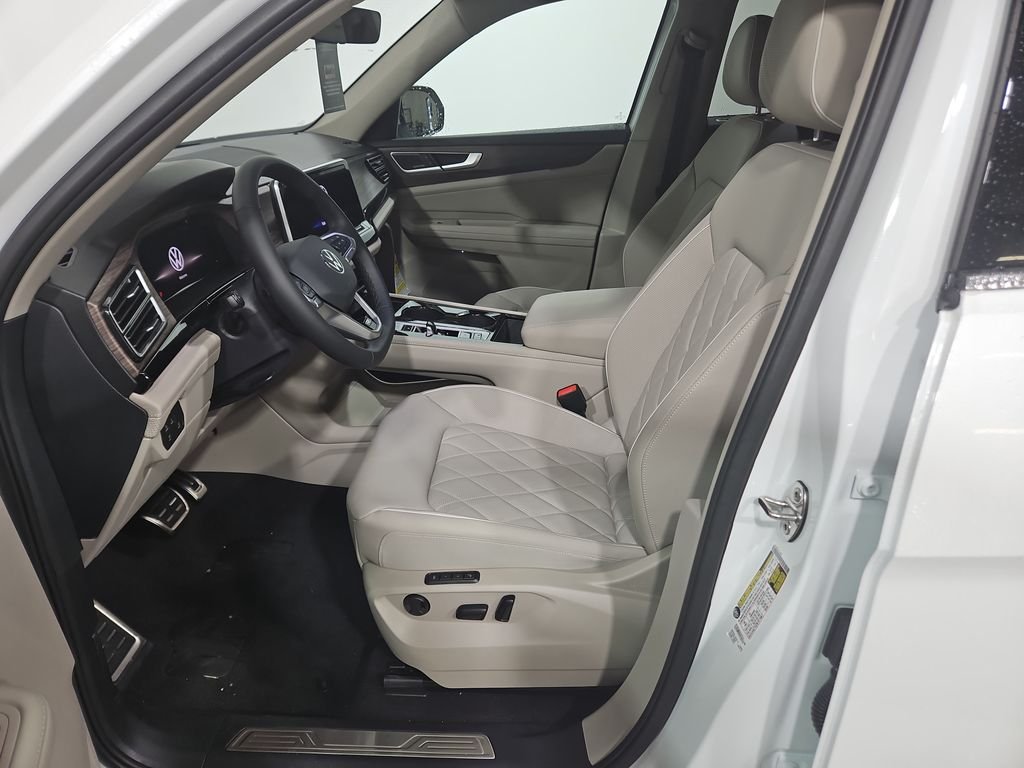 New 2026 White/off-white Volkswagen 2.0T SEL Premium R-Line image 9
