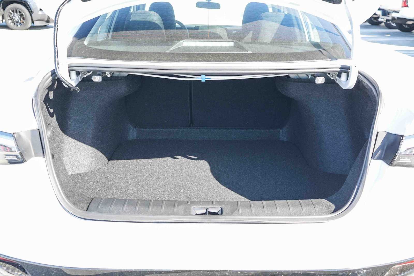 New 2027 Aspen White TriCoat Nissan SR image 12