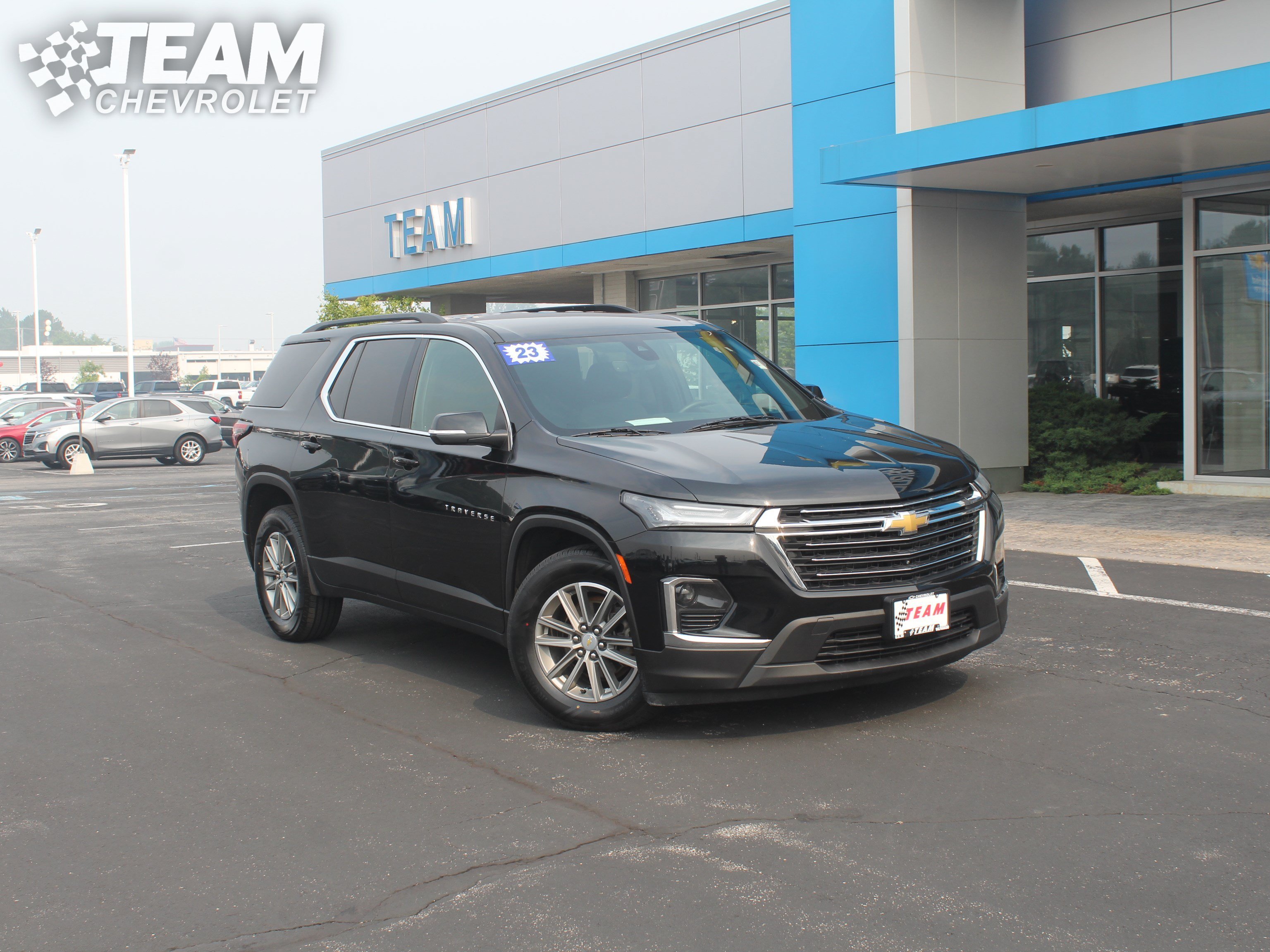Used 2023 Mosaic Black Metallic Chevrolet LT Cloth image 2