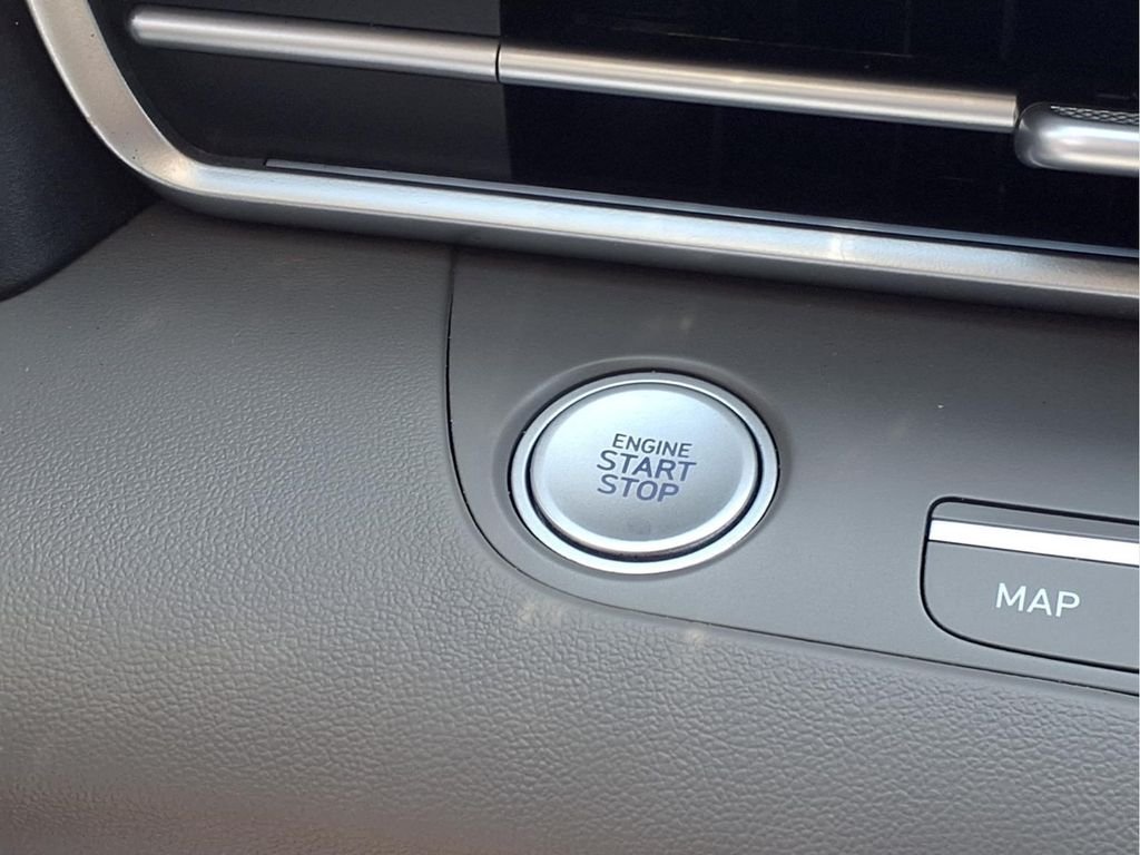Used 2024 Gray Hyundai SEL image 11