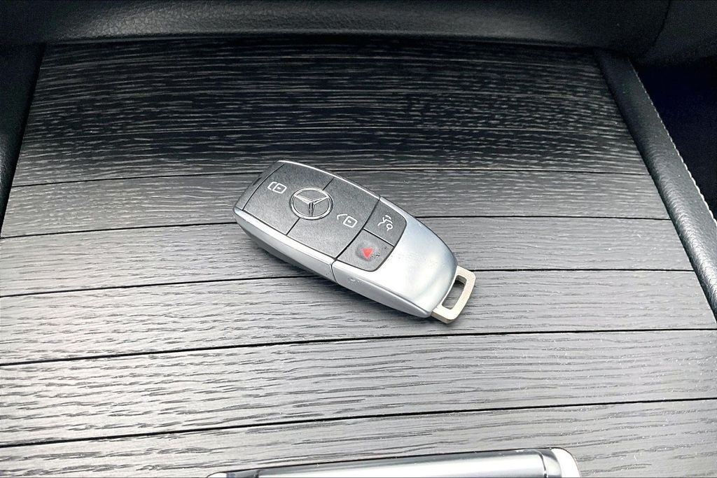 Certified Used 2024 Silver Mercedes-Benz GLE 450 image 10