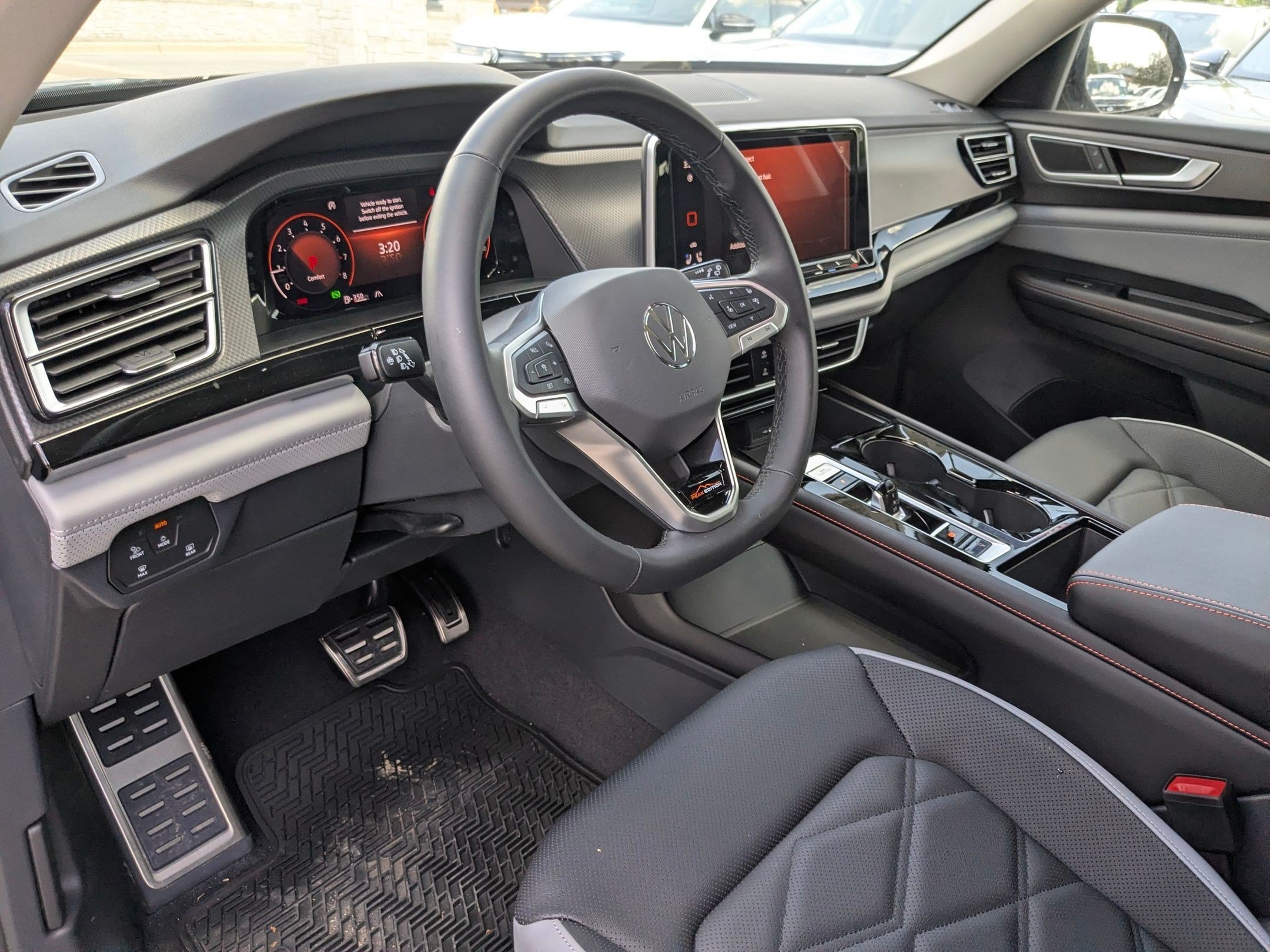New 2026 Pure Gray Metallic Volkswagen 2.0T Peak Edition image 6