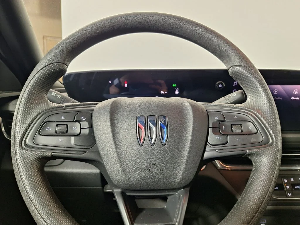 Used 2026 White Buick Preferred image 15