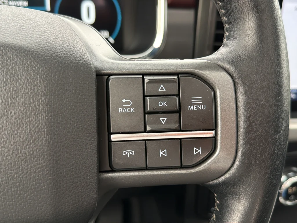 Used 2021 Silver Ford Lariat image 19