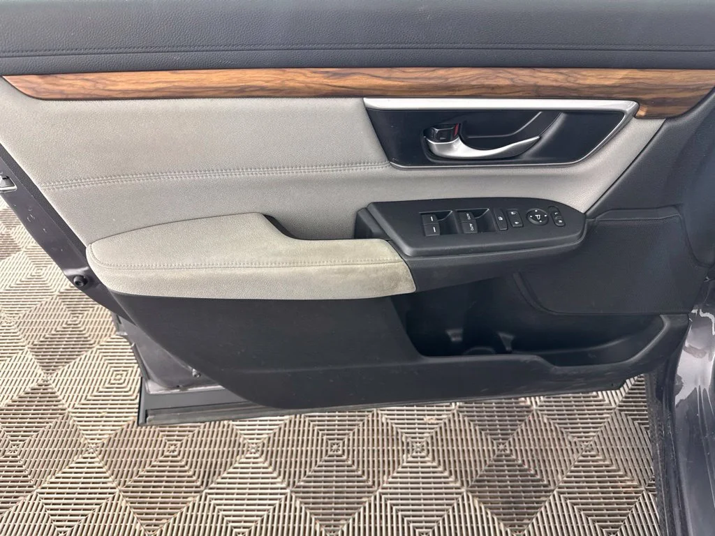 Used 2018  Honda EX image 20