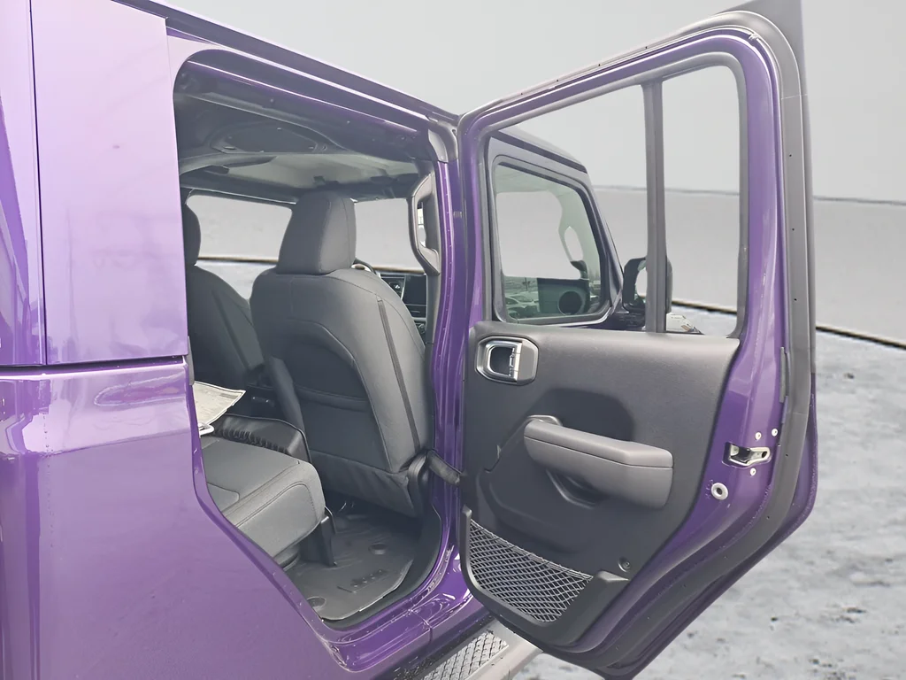 New 2026 Reign Exterior Paint Jeep Sport S image 13