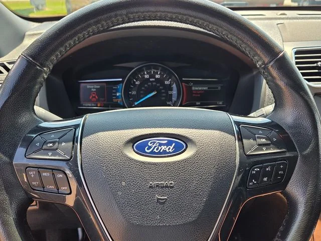 Used 2018 Gray Ford Limited image 24