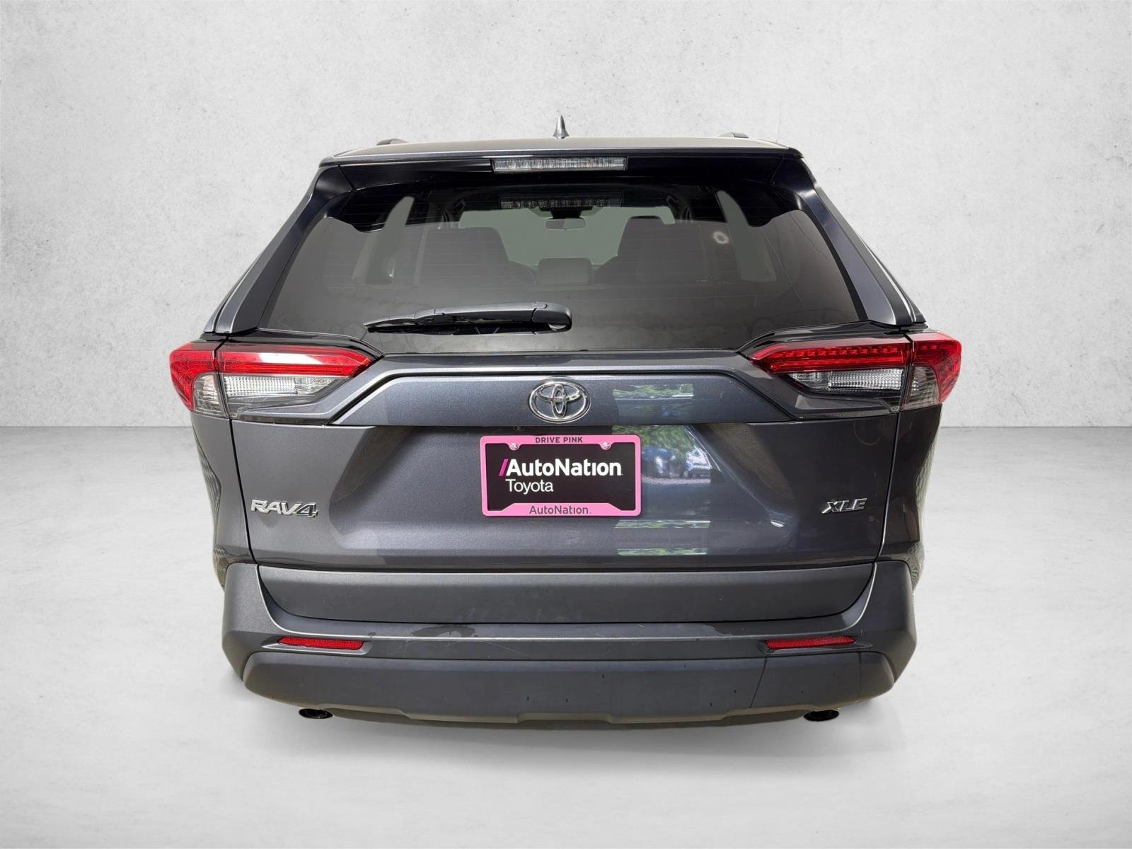 Used 2025 Magnetic Gray Metallic Toyota XLE image 4