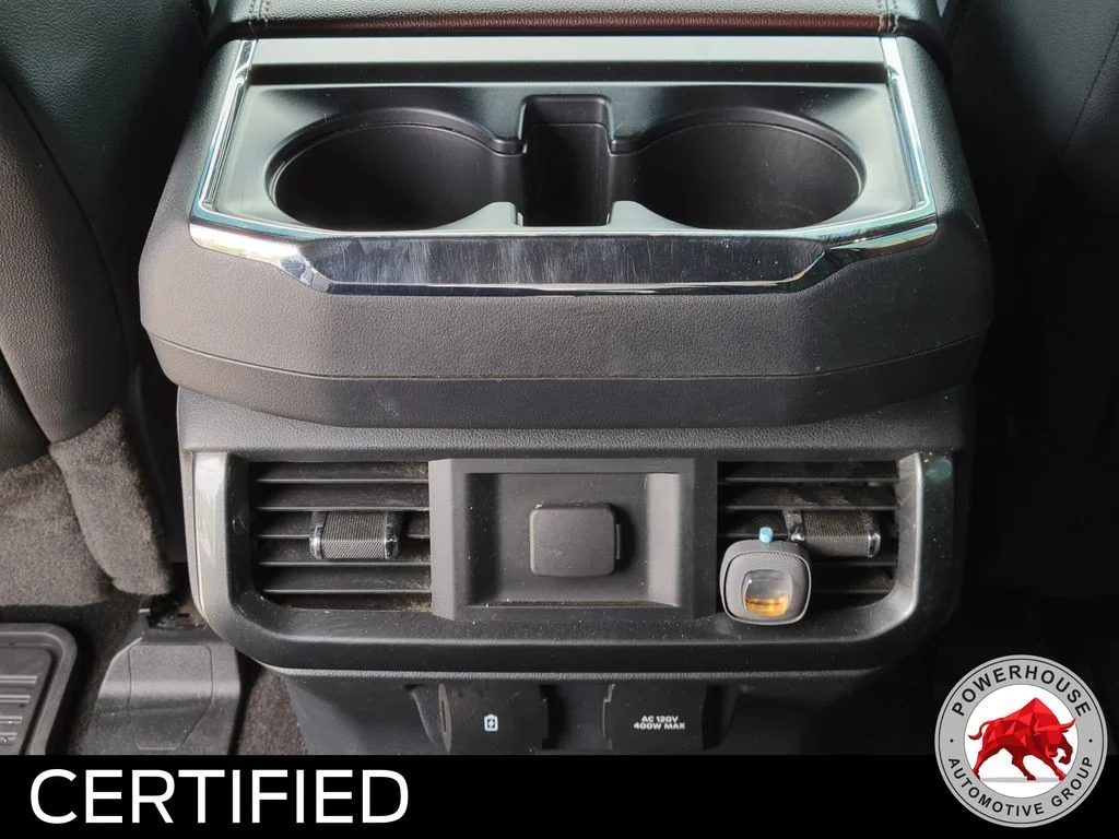 Used 2022 White Ford Lariat image 16