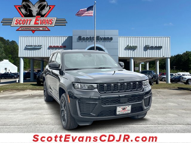 2026 Jeep Grand Cherokee Laredo Altitude