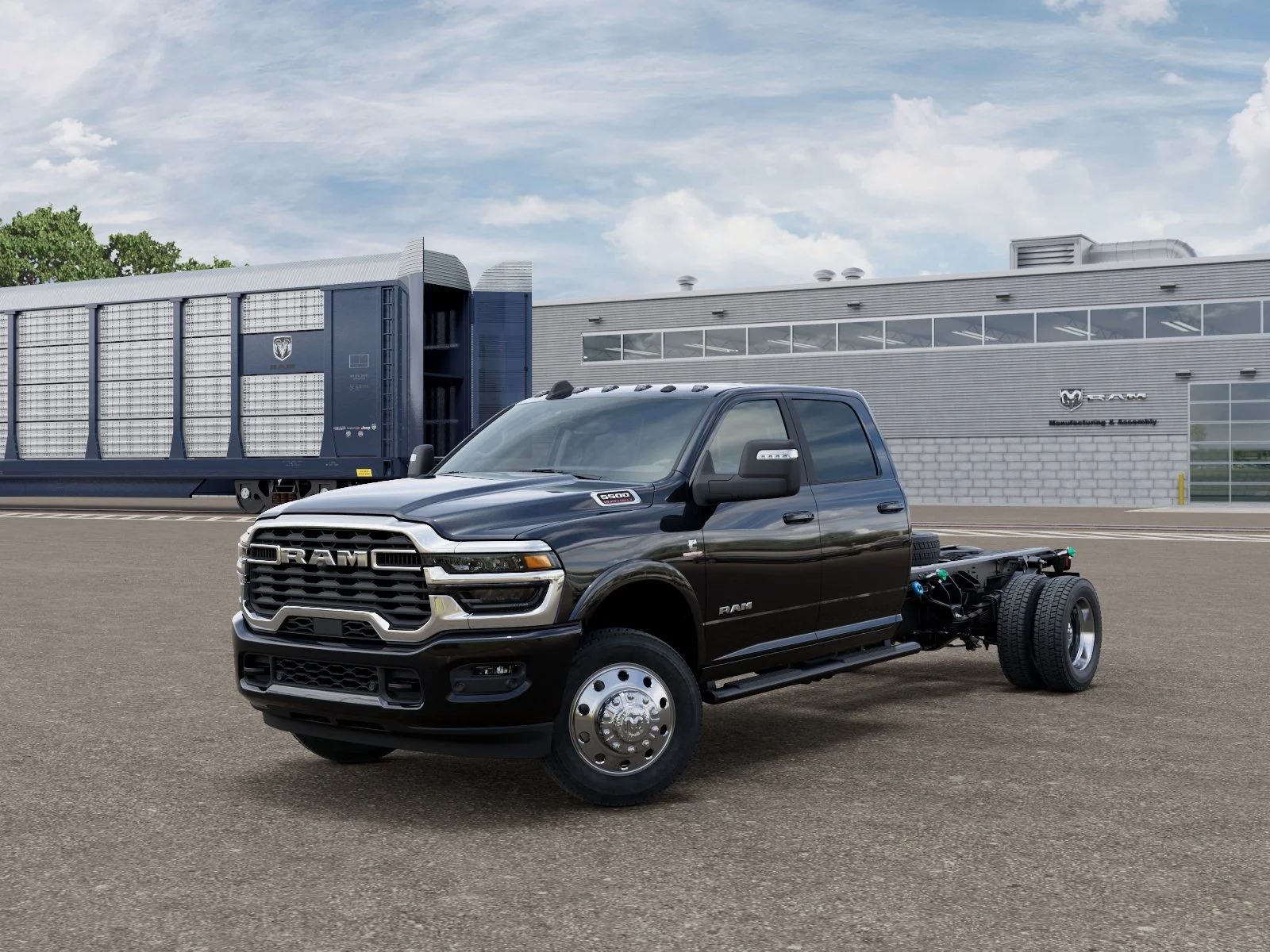 New 2026 Diamond Black Crystal Pearl-Coat Exterior Paint RAM TRADESMAN image 1