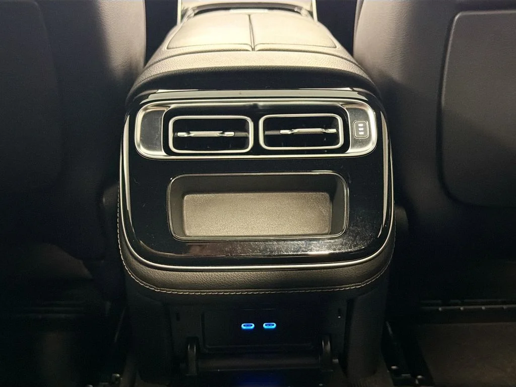 Used 2023 Gray Mercedes-Benz S 500 image 27