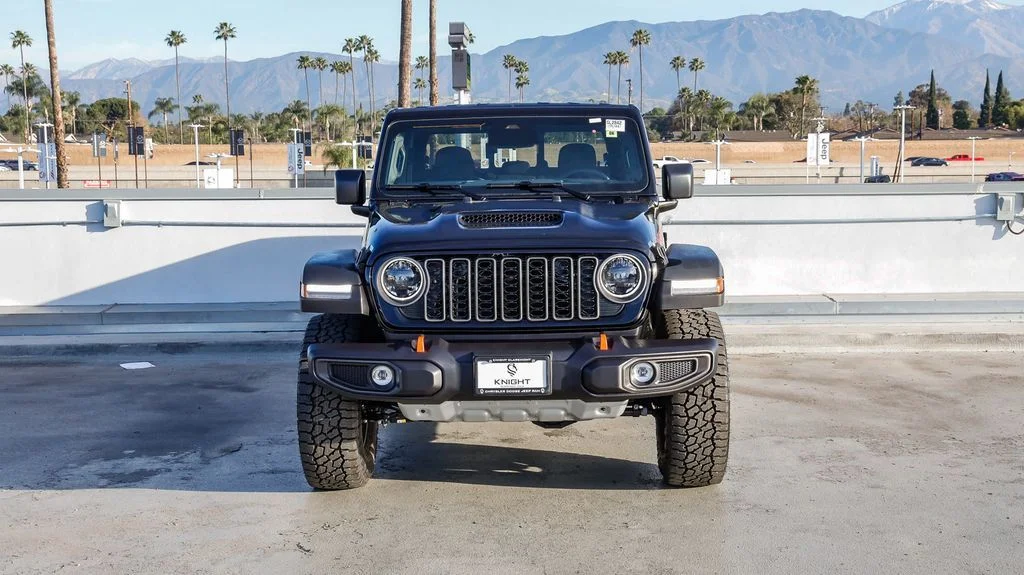 New 2026 Black Jeep Mojave image 3