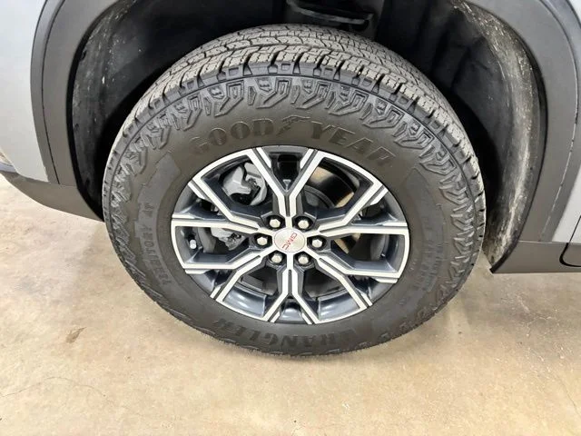 Used 2025 Silver GMC AT4 image 8