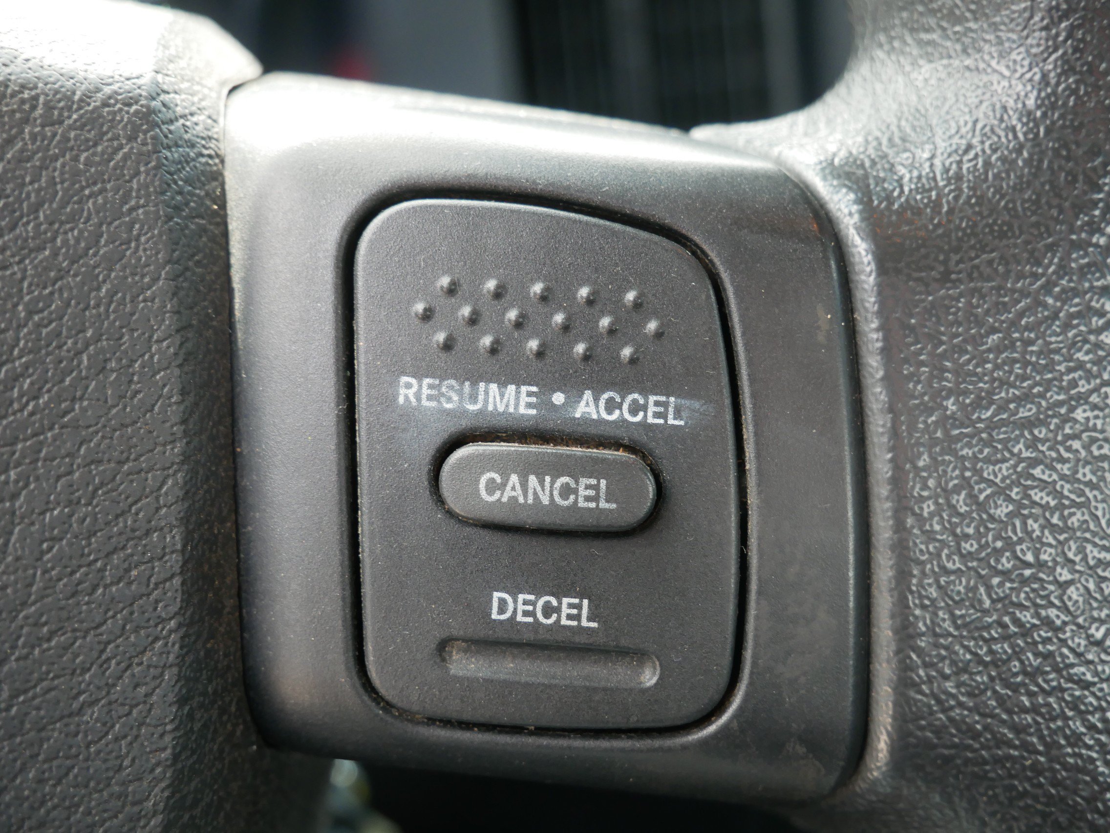 Used 2005 Red Dodge SLT image 22