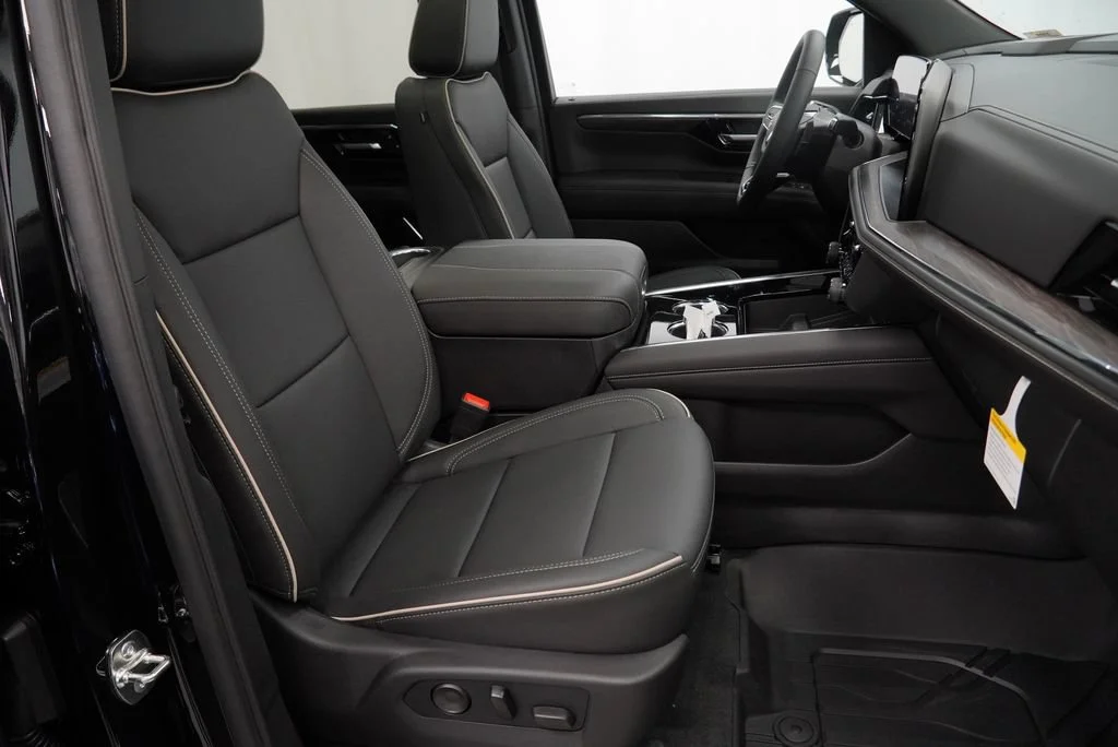 New 2026 Black Chevrolet Premier image 30