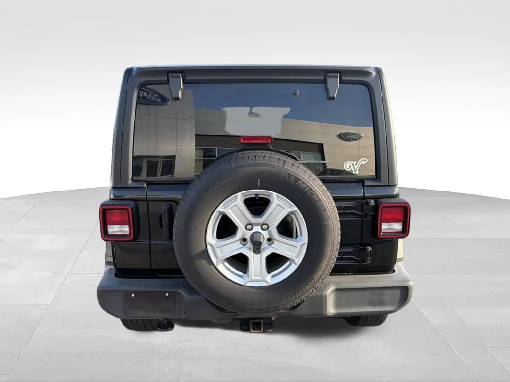 Used 2020 Black Jeep Unlimited Sport S image 6