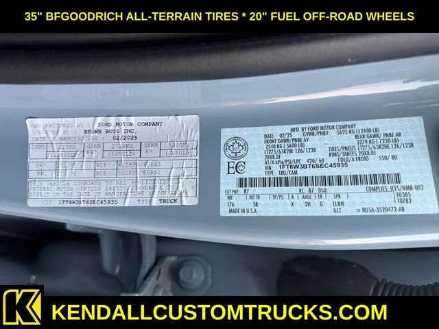 Used 2025 Gray Ford Lariat image 25