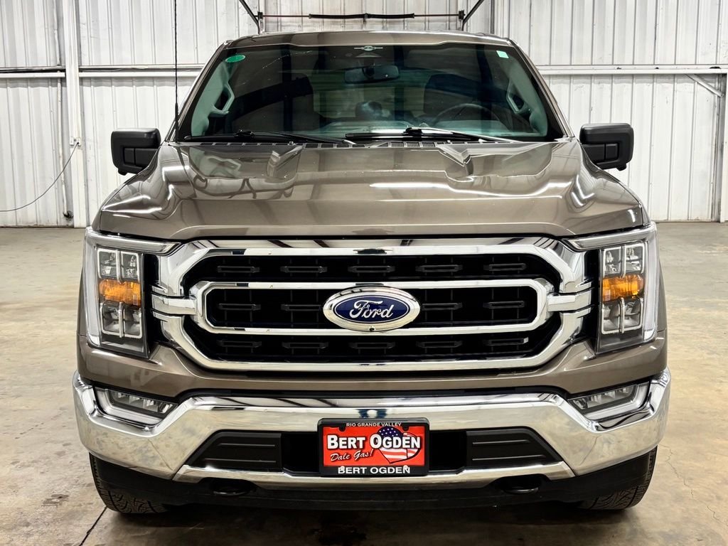 Used 2023 Gray Ford XLT image 2
