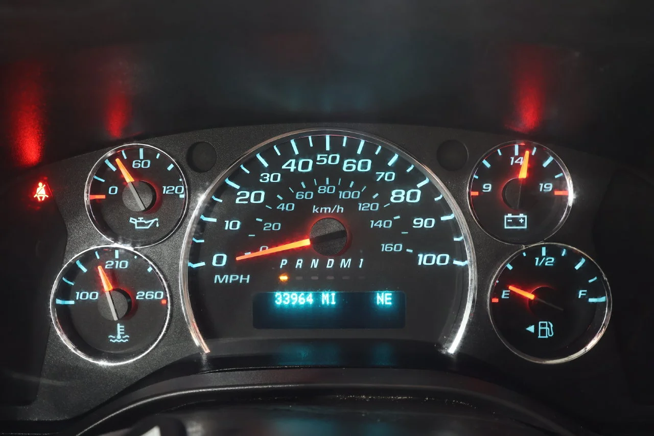 2025 GMC Savana Passenger LT - Photo 10