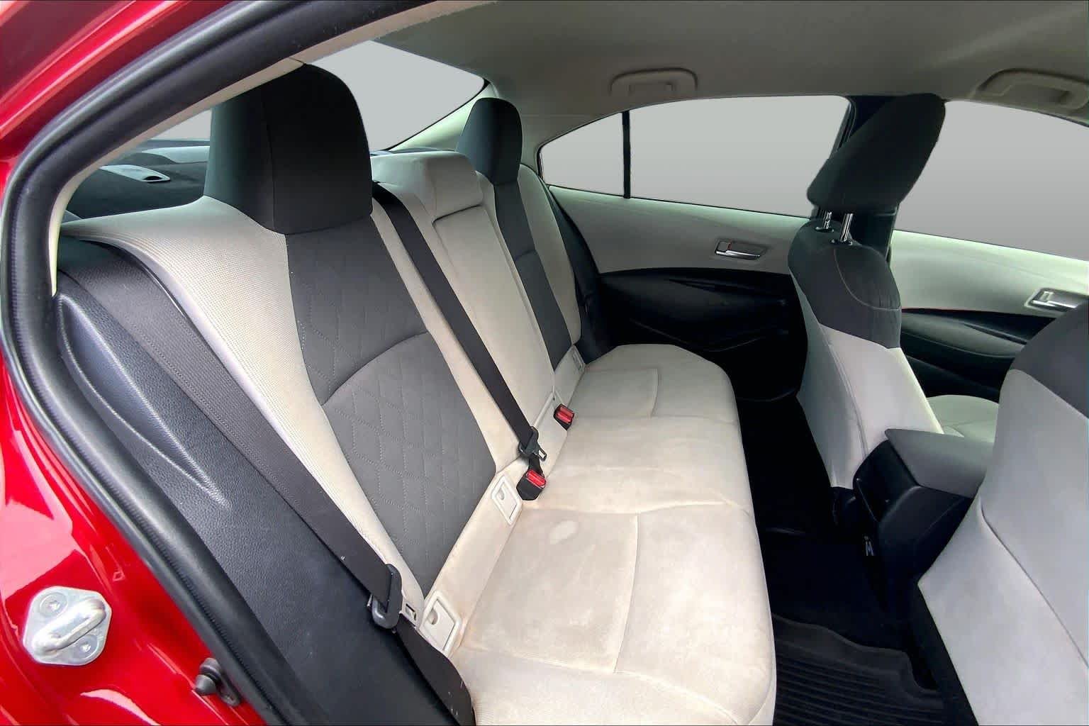 Used 2020 Barcelona Red Metallic Toyota LE image 18