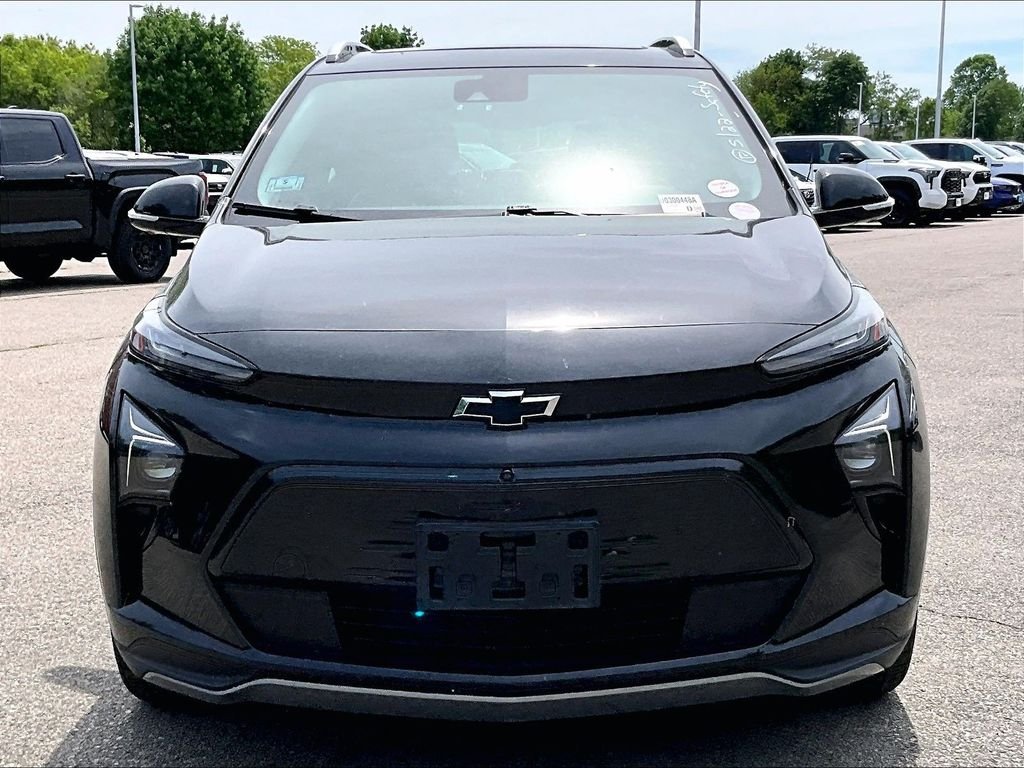 Used 2022 Chevrolet Bolt EUV Premier with VIN 1G1FZ6S0XN4125001 for sale in Saint Albans City, VT