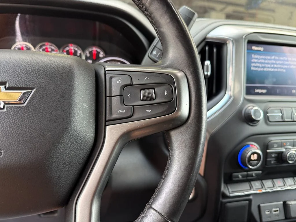 Used 2019 Gray Chevrolet LT image 25